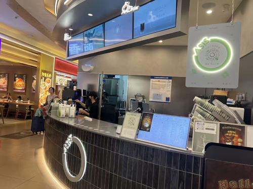 Nieuwste bedrijfsoplossingen over De standaarduitrusting van een modern slim restaurant——orderborden met hoge helderheid