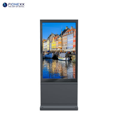 55 inch ventilatorloze digitale outdoor totem met PCAP touch